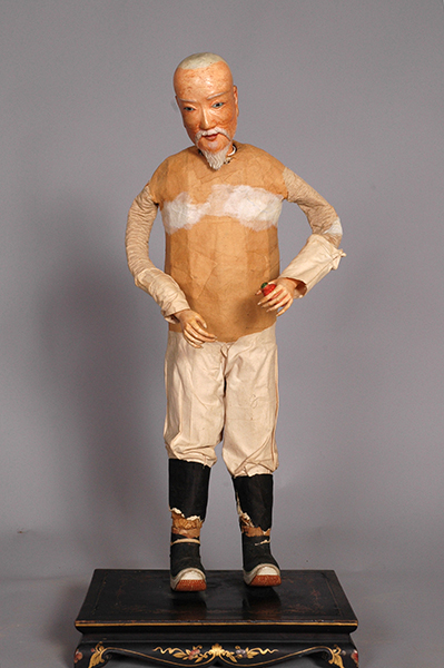 Mandarin pendant la restauration / © Musée de la Compagnie des Indes, Ville de Lorient